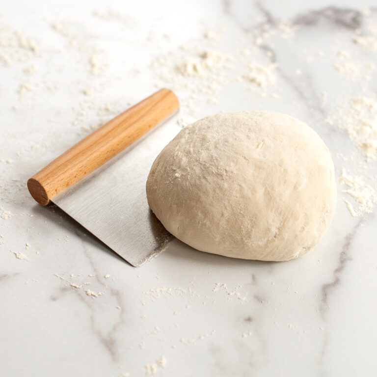 Dough Scraper | Bakeware Accessories | Nordic Ware