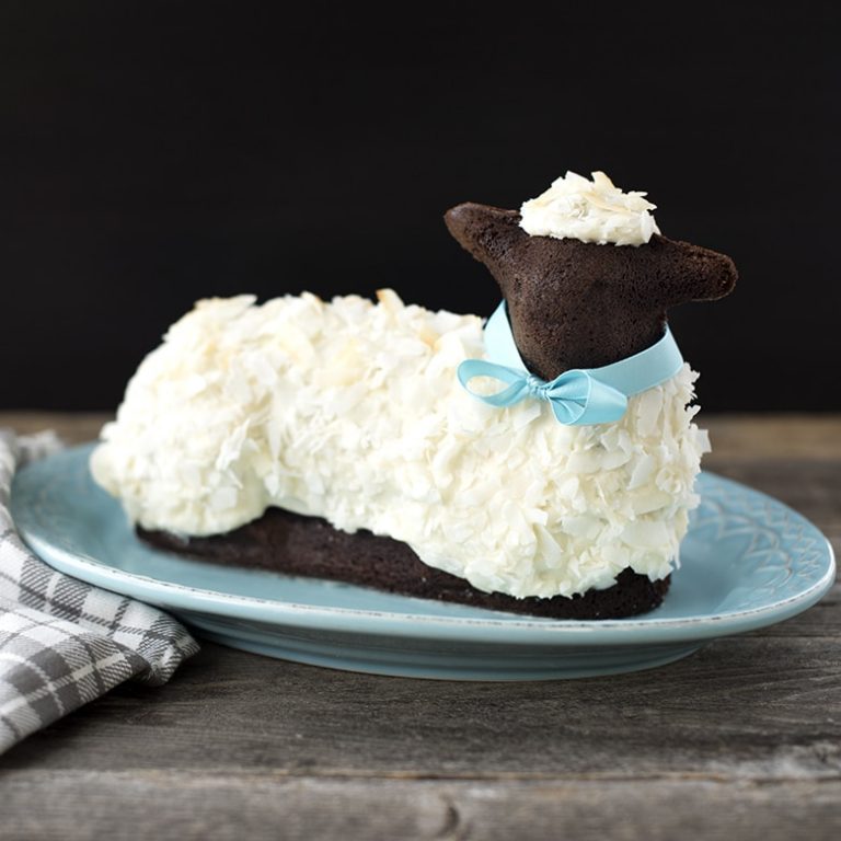 3D Lamb Cake Pan Nordic Ware