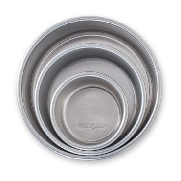 3 piece natural aluminum round cake pan set; 1-4" pan, 1-6" pan, 1-8" pan