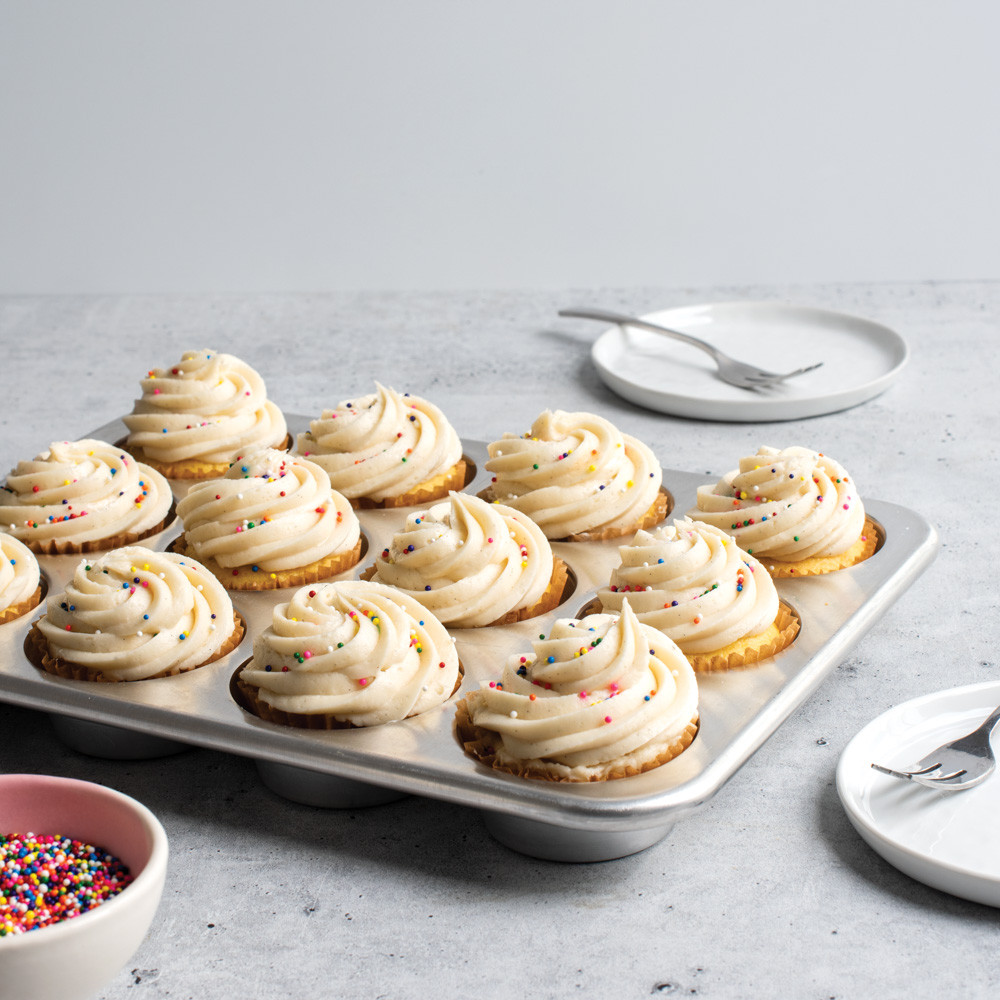 Naturals® 12 Cavity Muffin Pan View 2
