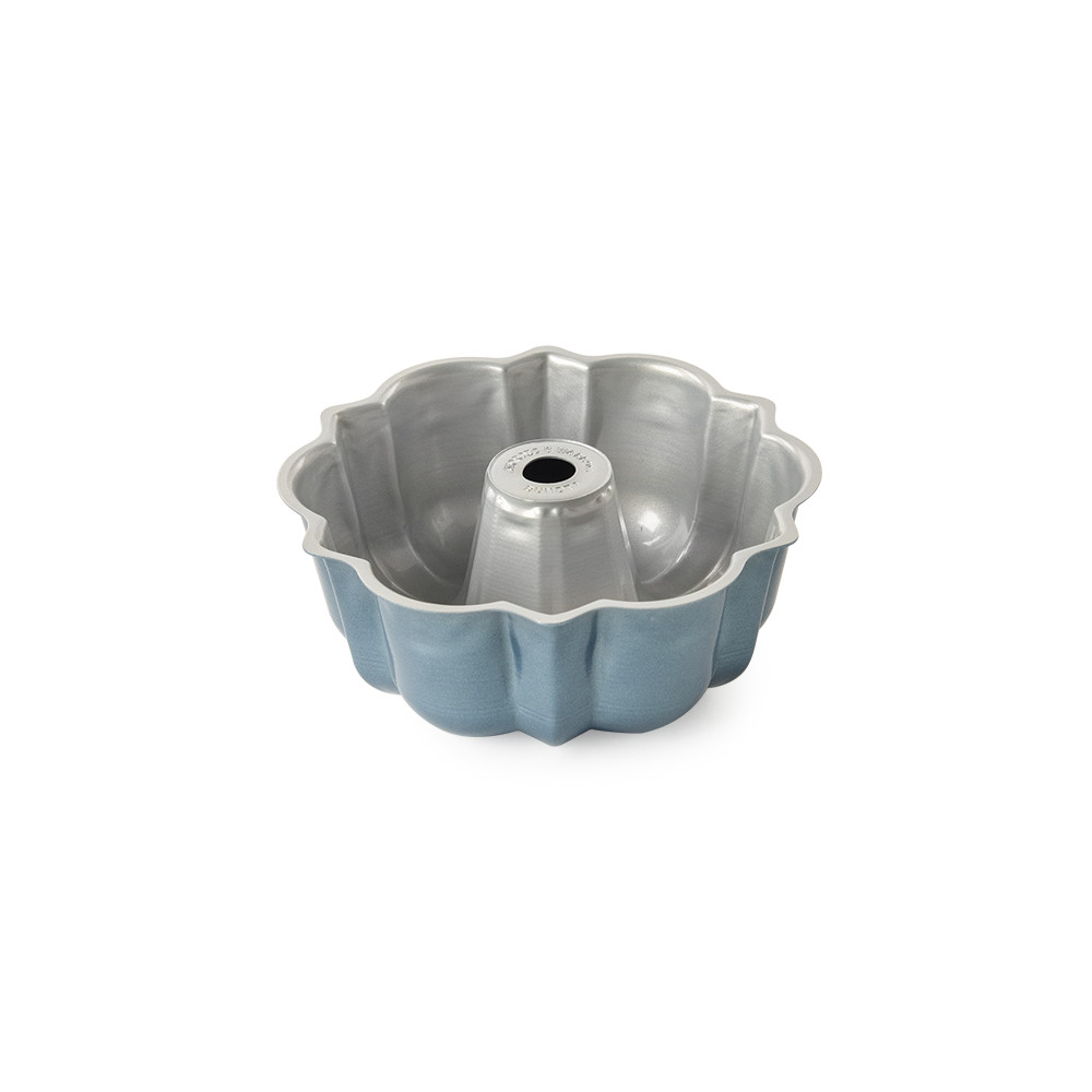 3 Cup Bundt® Pan | Cast Aluminum Bakeware | Nordic Ware