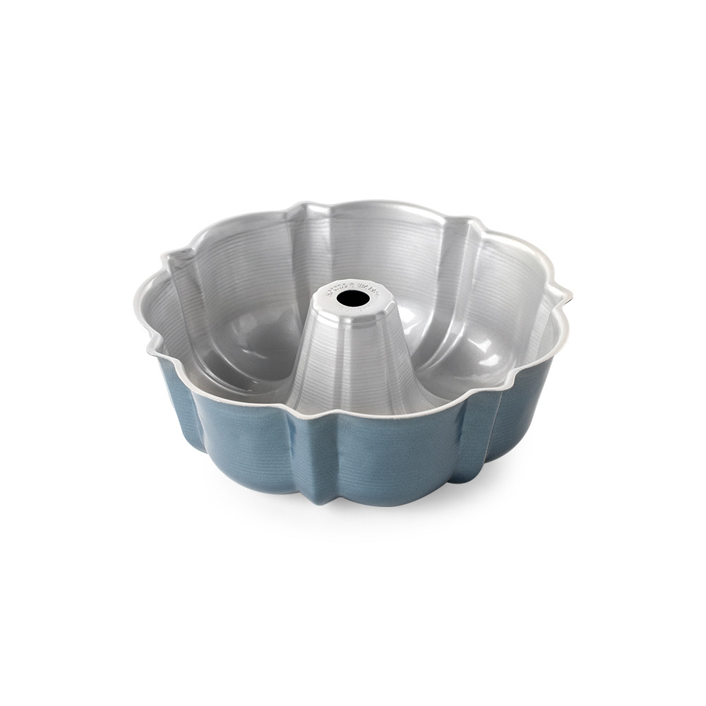 6 Cup Formed Bundt® Pan | Aluminum Bakeware | Nordic Ware