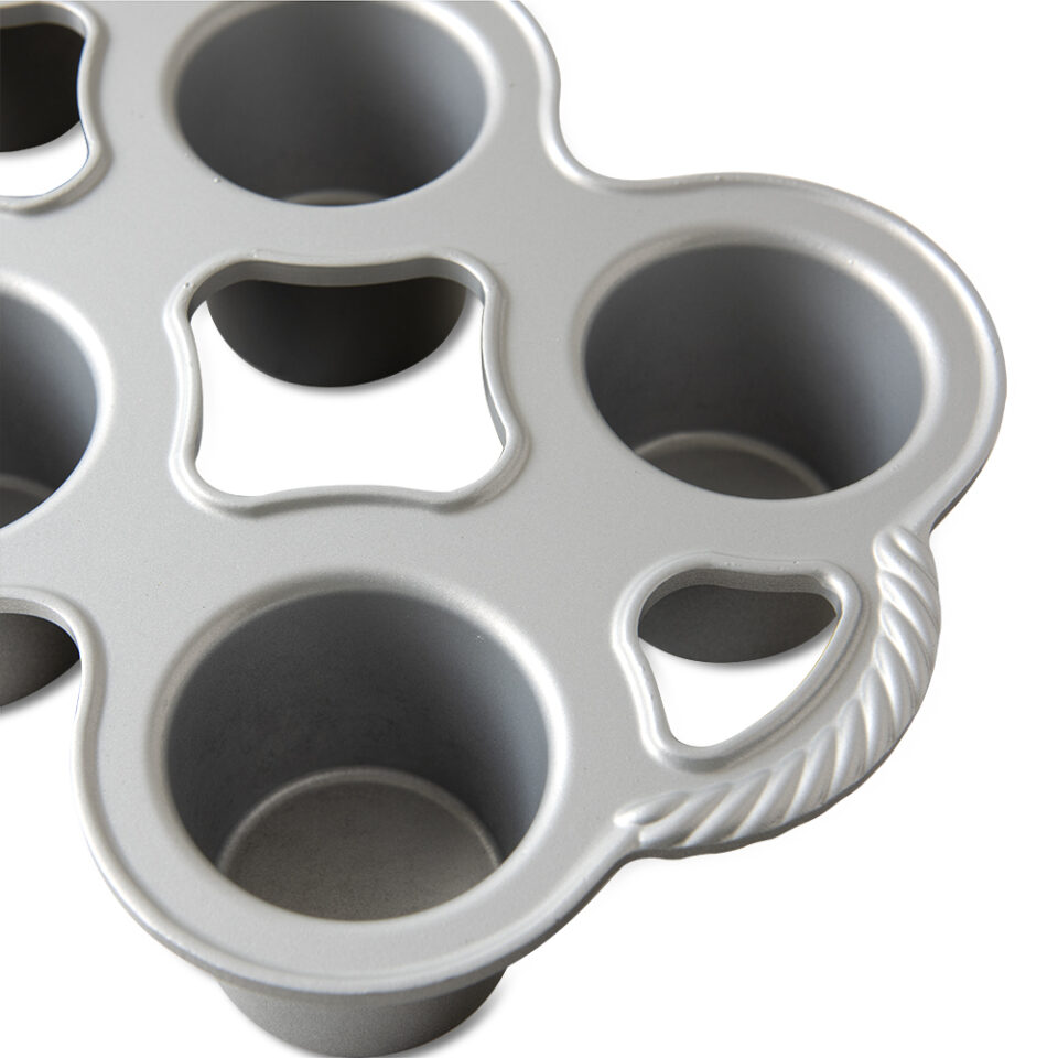 Grand Popover Pan Cast Aluminum Bakeware Nordic Ware