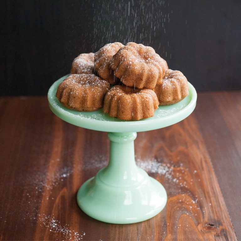 Mini Bundt® Cupcake Pan Nordic Ware