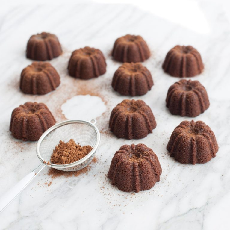 Bundt® Brownie Pan Cast Aluminum Bakeware Nordic Ware