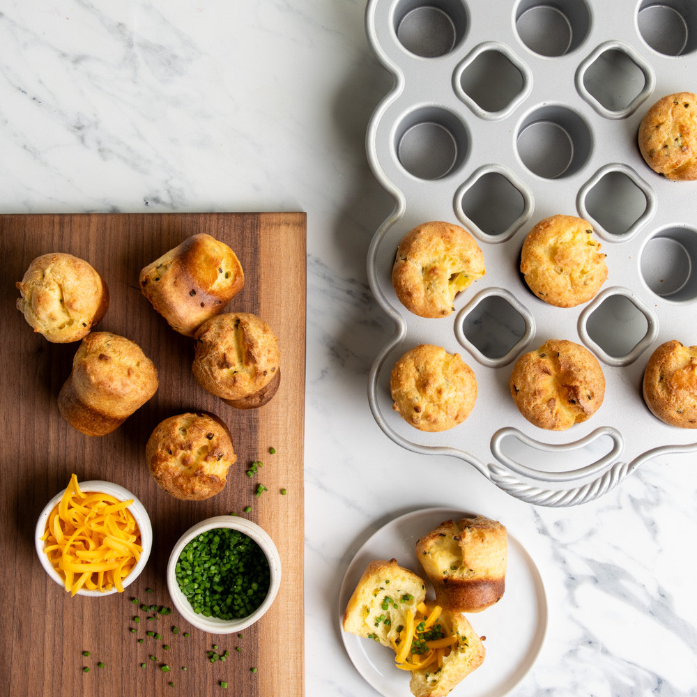 Petite Popover Pan View 2