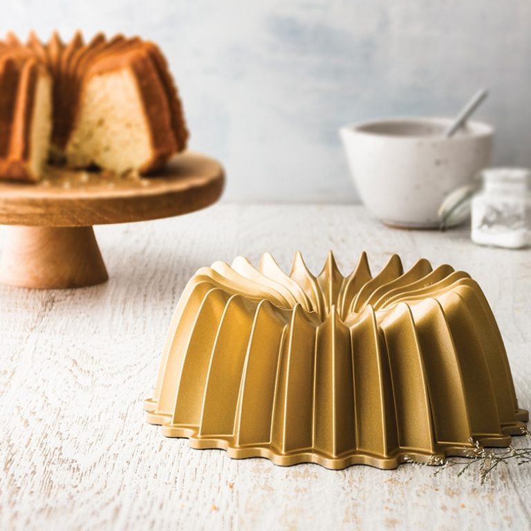 Brilliance Bundt® Pan Cast Aluminum Bakeware Nordic Ware