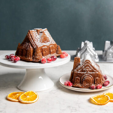 gingerbread house duet cakes made with Nordic Ware Gingerbread House Duet Pan with detailed wall and roof sections