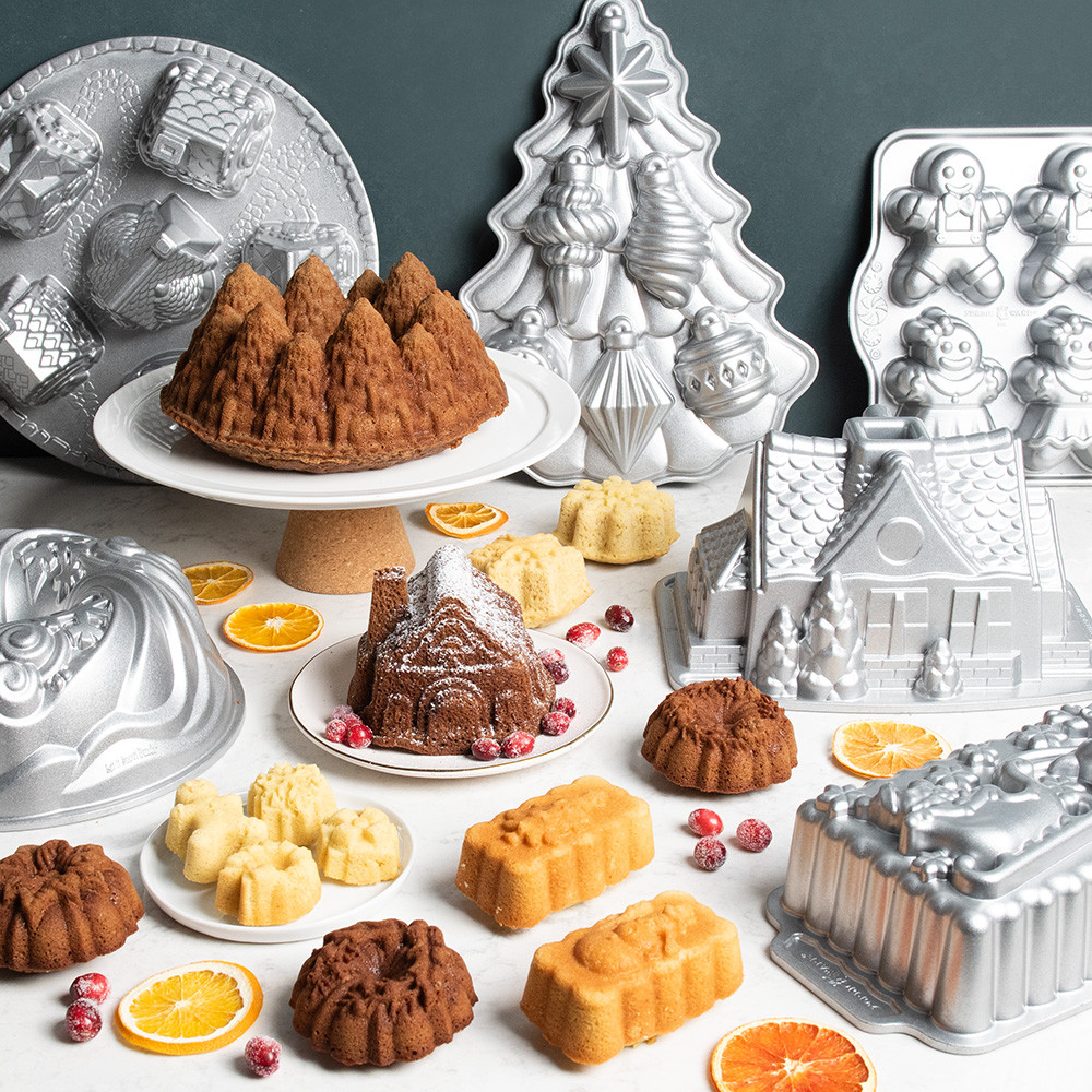 ノルディックウェア　クリスマス　　　ホリデーミニローフパン　ノエル Holiday Mini Loaves Pan - Nordic Ware