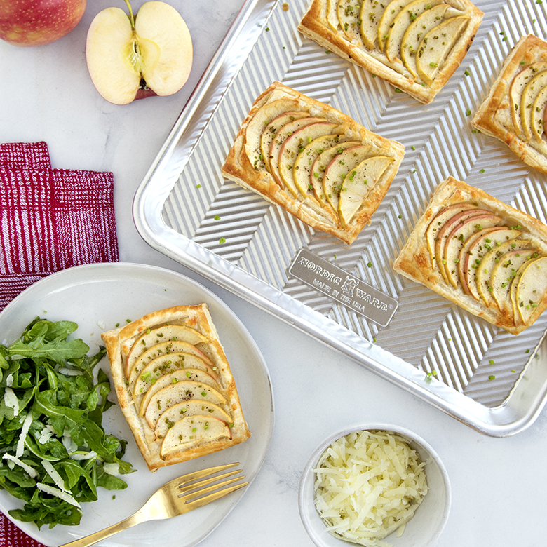 Apple and Manchego Cheese Mini Galettes