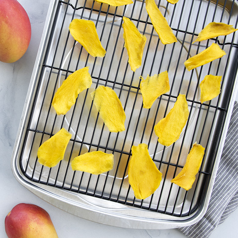 Oven- Baked Dried Mango