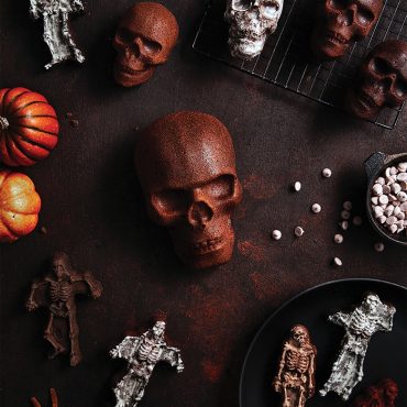 Halloween collection including skull cake, skull cakelets and skeleton cakelets