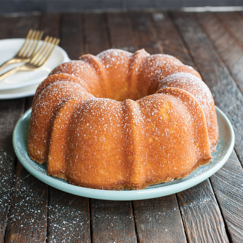 Nordic Ware Non-Stick Round Lotus Bundt Cake Pan