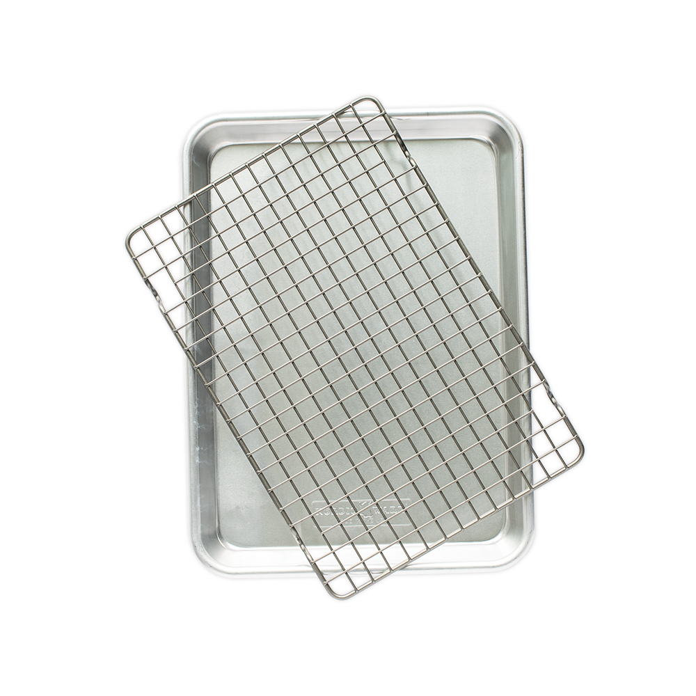 Details about   Nordic Ware Naturals Big Sheet with Oven-Safe Nonstick Grid #44612 Free Shippi 