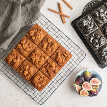 Seasonal Squares cakelets placed on cooling grid uncut
