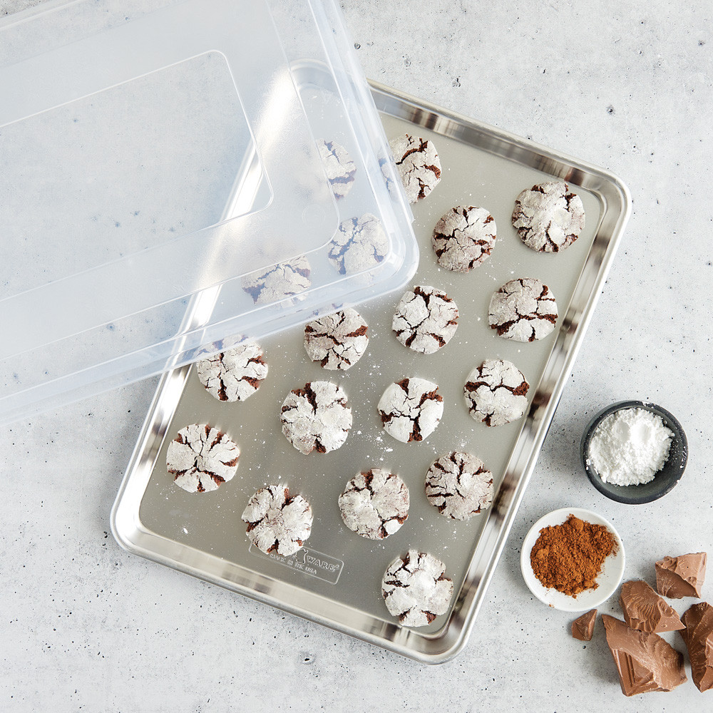 Naturals® Baker's Half Sheet Pan with Lid View 2