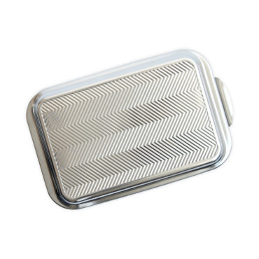 Pan with embossed lid white sweep, top view