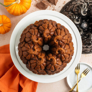 Pumpkin Patch Bundt on cake stand, overhead