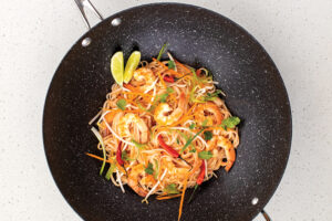 23771_14inch Wok with noodles_1K