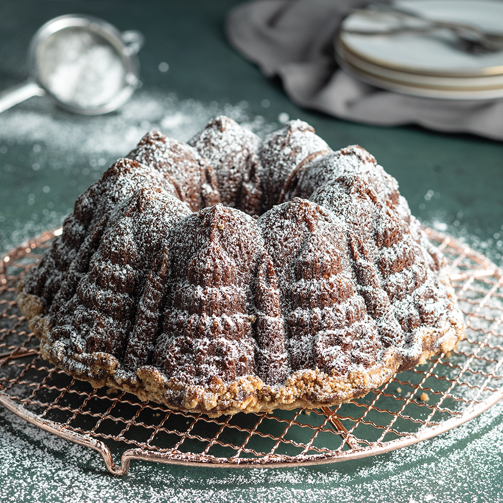 Gingerbread Streusel Bundt Cake - Nordic Ware