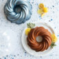 Swirl Bundt Pan with Cake Keeper, Overhead Bundt