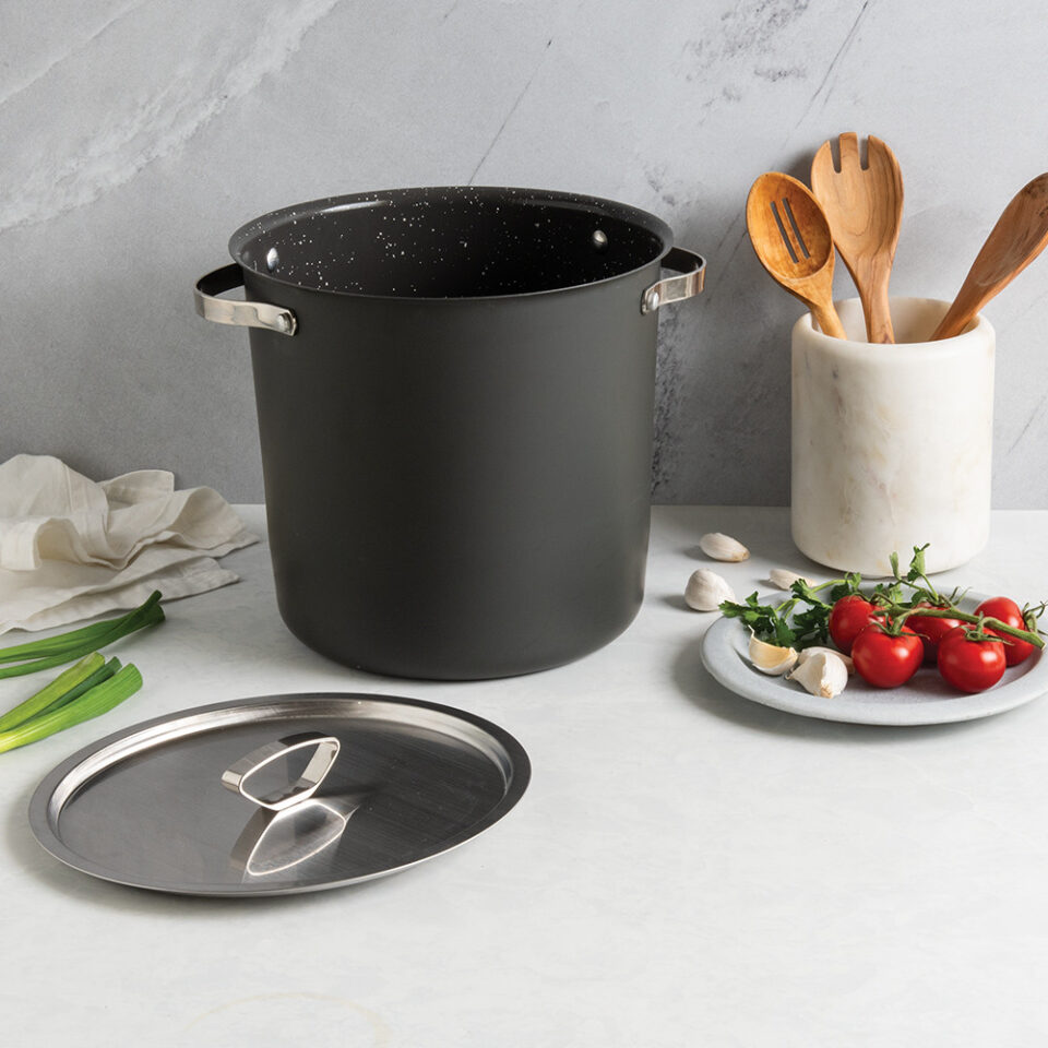 Verde 12 Qt Stock Pot with Lid | Premium Ceramic Cookware | Nordic Ware