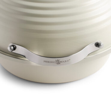 Zoomed in image of handle with Nordic Ware logo