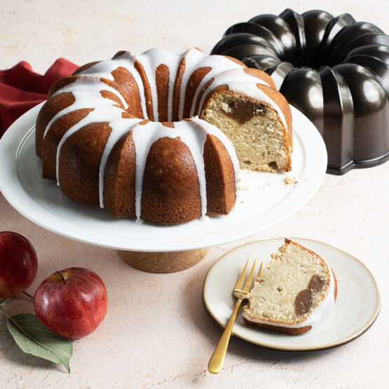 Visit Spiced Vanilla Bundt Cake with Apple Butter Filling Recipe