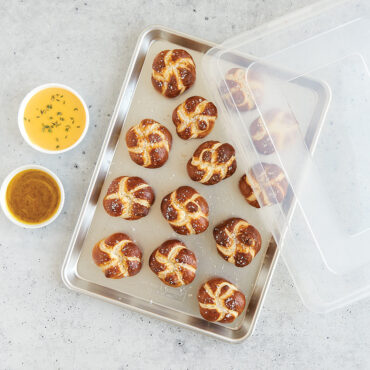 Half Sheet with Lid with pretzel bites