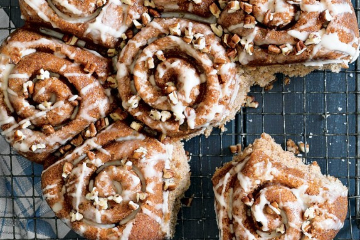 Cinnamon Rolls Cinnamon Rolls made in a round cake pan.