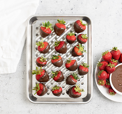 Naturals® Quarter Sheet Pan with Multi-Task Oven & Cooling Rack