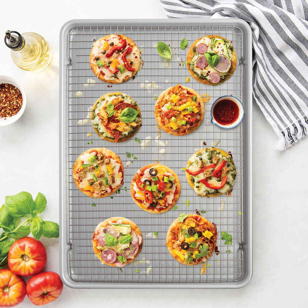 Brilliant Big Sheet with Oven-Safe Nonstick Grid View 2