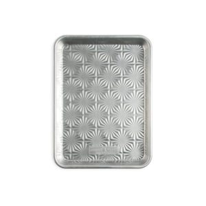 Naturals® Vintage Starburst Quarter Sheet Pan