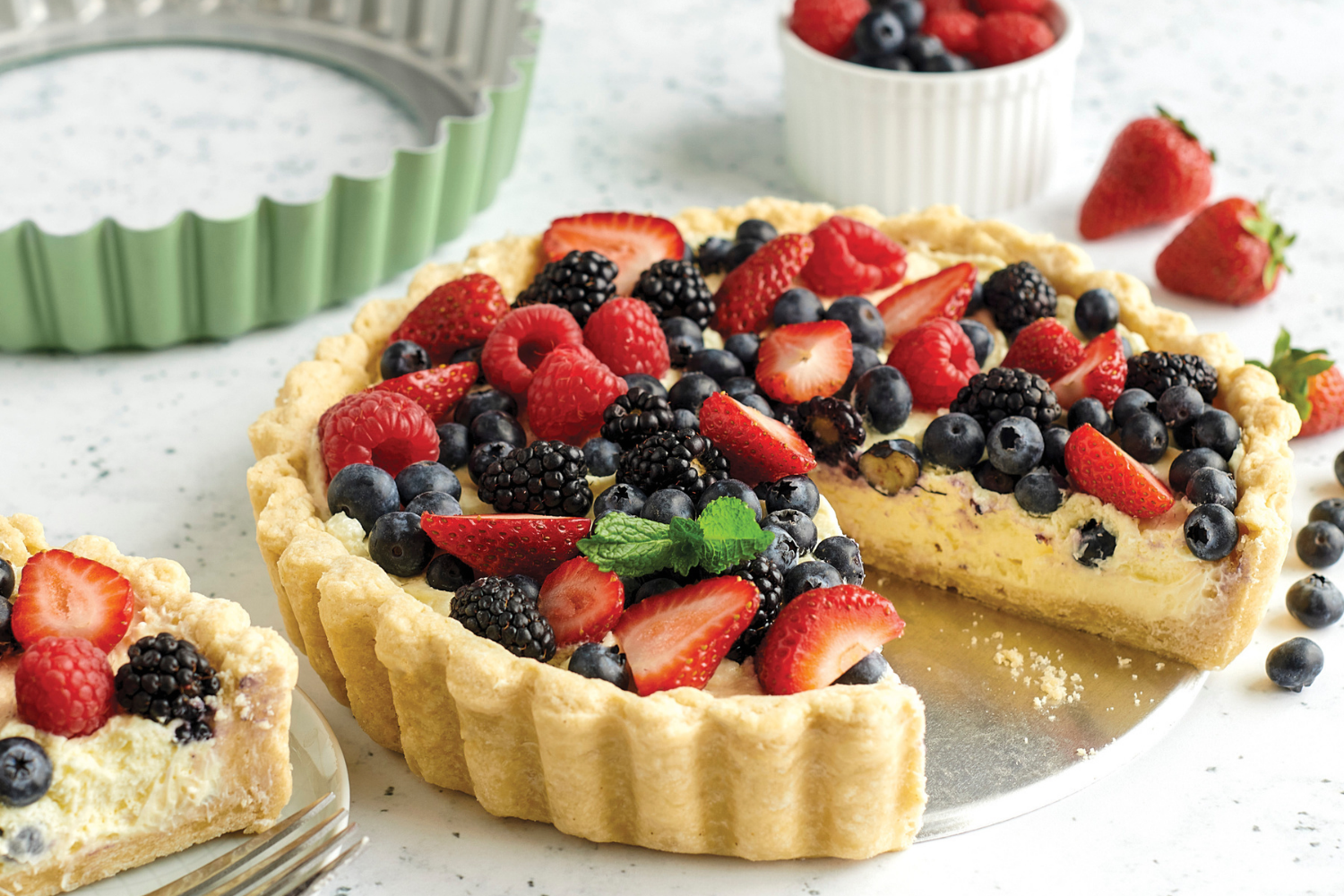 Berry tart made in the Quiche and Tart Pan